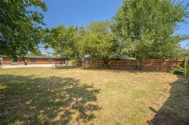 1604 SANDRA Drive, Midwest City, OK 73110