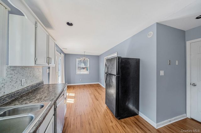 2 Buchanan Avenue, Coram, NY 11727