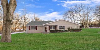 2 Buchanan Avenue, Coram, NY 11727