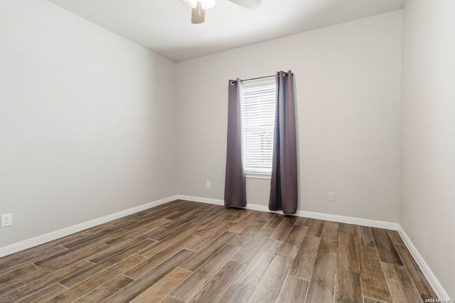 570 Forest Crest, Canyon Lake, TX 78133