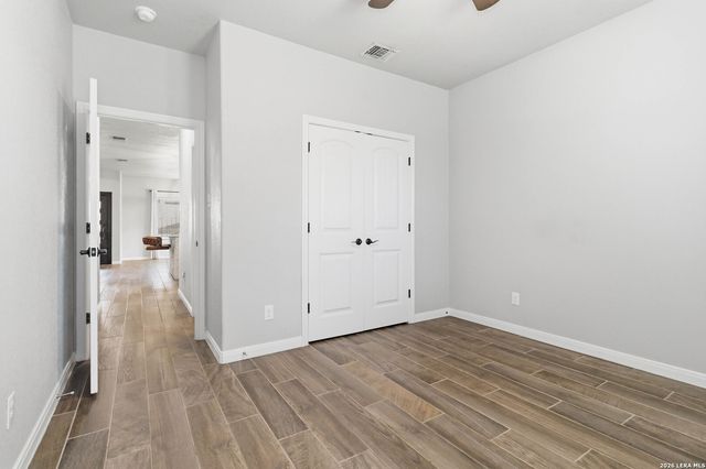 570 Forest Crest, Canyon Lake, TX 78133