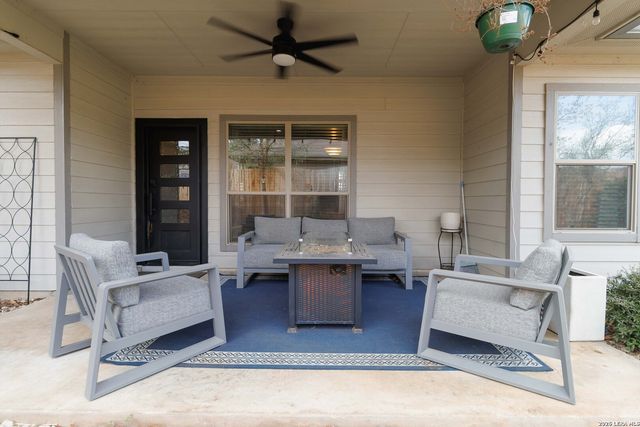 570 Forest Crest, Canyon Lake, TX 78133