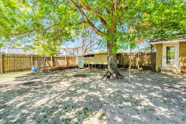 500 Blackjack ST, Lockhart, TX 78644