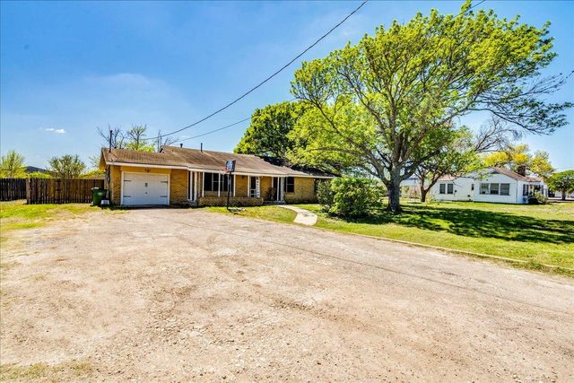 500 Blackjack ST, Lockhart, TX 78644