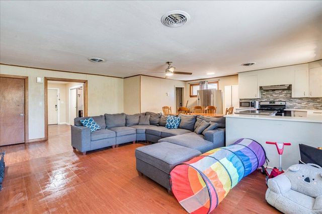 500 Blackjack ST, Lockhart, TX 78644