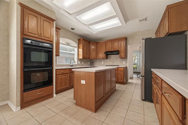 2615 Granite Court, Pearland, TX 77584