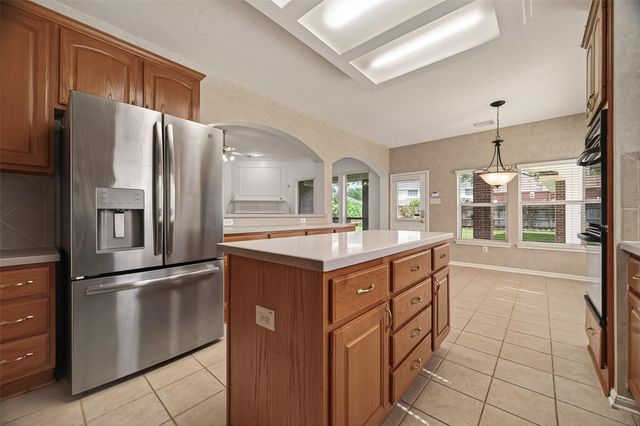 2615 Granite Court, Pearland, TX 77584