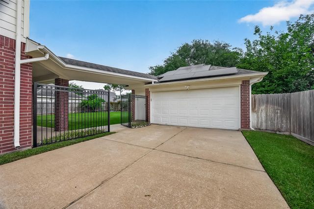2615 Granite Court, Pearland, TX 77584