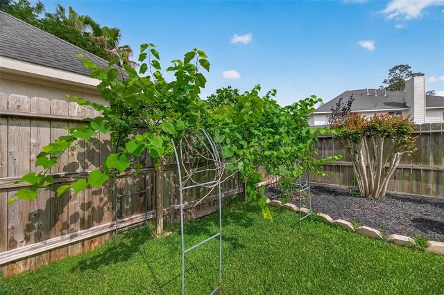 2615 Granite Court, Pearland, TX 77584