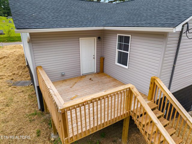 403 Pine St, Rogersville, TN 37857