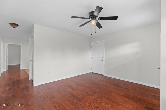 403 Pine St, Rogersville, TN 37857