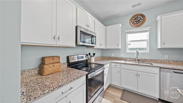 1431 Waybridge Way, Richmond Hill, GA 31324