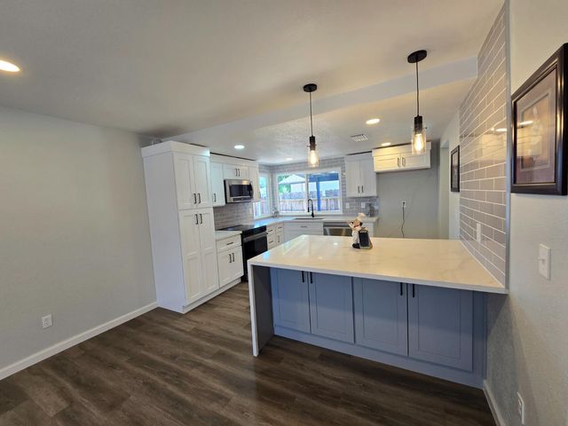 1500 Kirkland Ct, Modesto, CA 95356