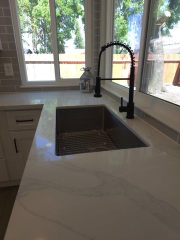 1500 Kirkland Ct, Modesto, CA 95356