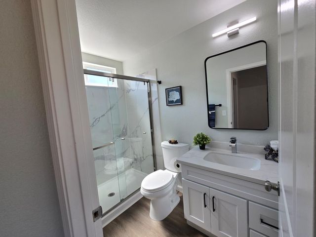 1500 Kirkland Ct, Modesto, CA 95356