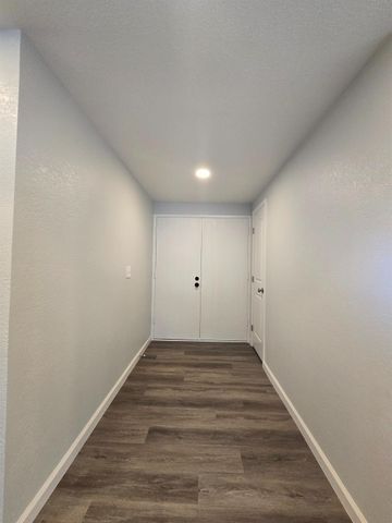 1500 Kirkland Ct, Modesto, CA 95356