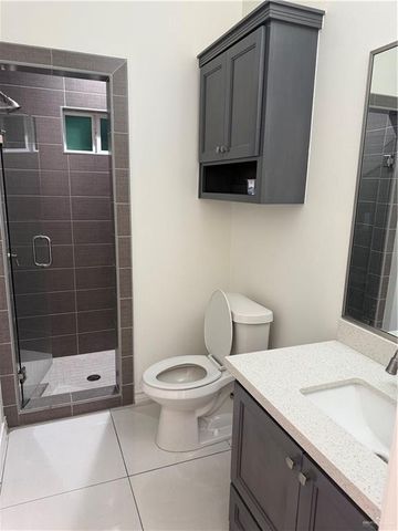 1100 W Eisenhower Avenue, Alton, TX 78573