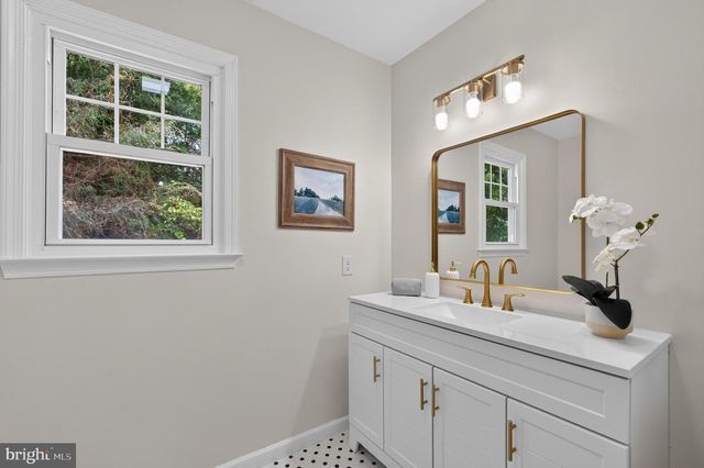 505 EMILY CIR, West Chester, PA 19382