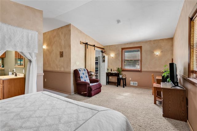 115 Eckert St, Leet Twp, PA 15003