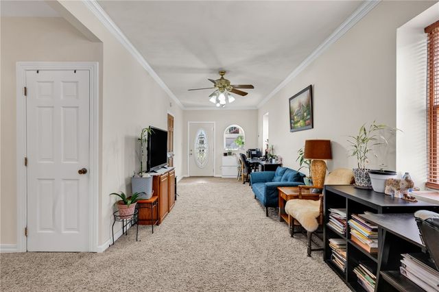 115 Eckert St, Leet Twp, PA 15003