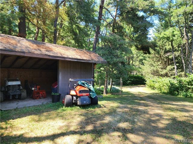 9303 Falls Road, Colden, NY 14170