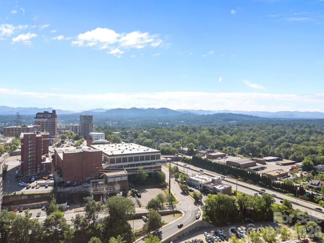 37 Hiawassee Street W102, Asheville, NC 28801