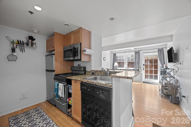 37 Hiawassee Street W102, Asheville, NC 28801