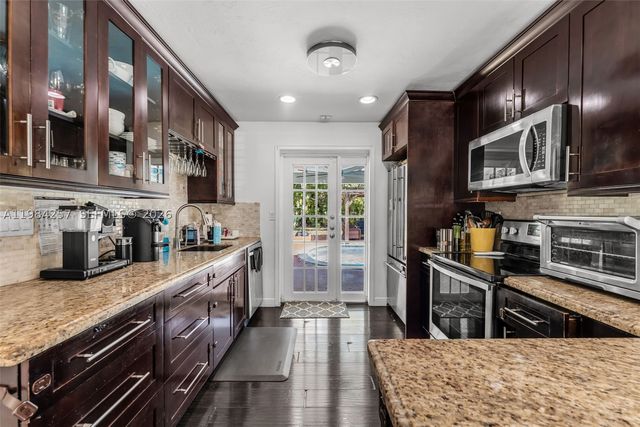 12945 SW 82nd Ave, Pinecrest, FL 33156