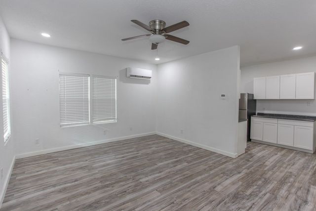1513 Scurry St, Big Spring, TX 79720