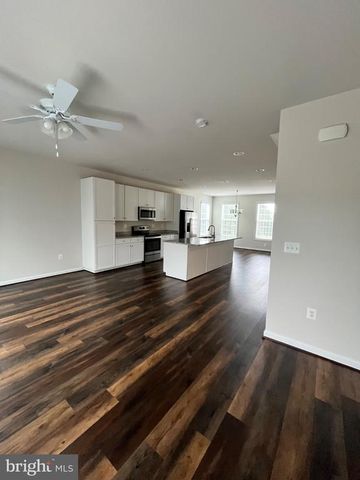 12103 BOWLING FARM CT, Fredericksburg, VA 22407