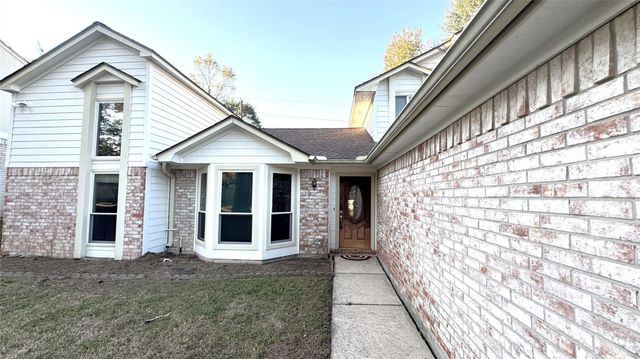 2915 Whispering Springs Drive, Spring, TX 77373