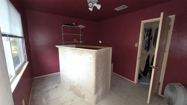 2915 Whispering Springs Drive, Spring, TX 77373