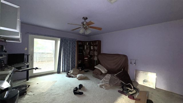 2915 Whispering Springs Drive, Spring, TX 77373