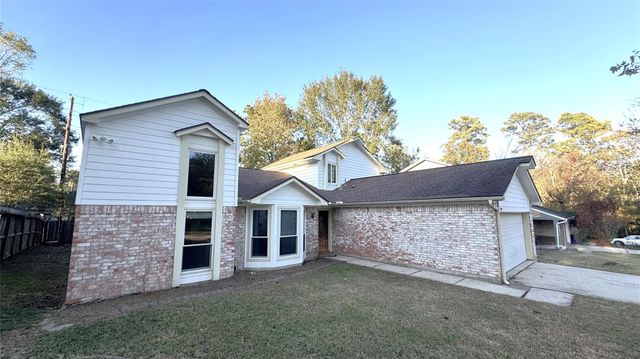 2915 Whispering Springs Drive, Spring, TX 77373