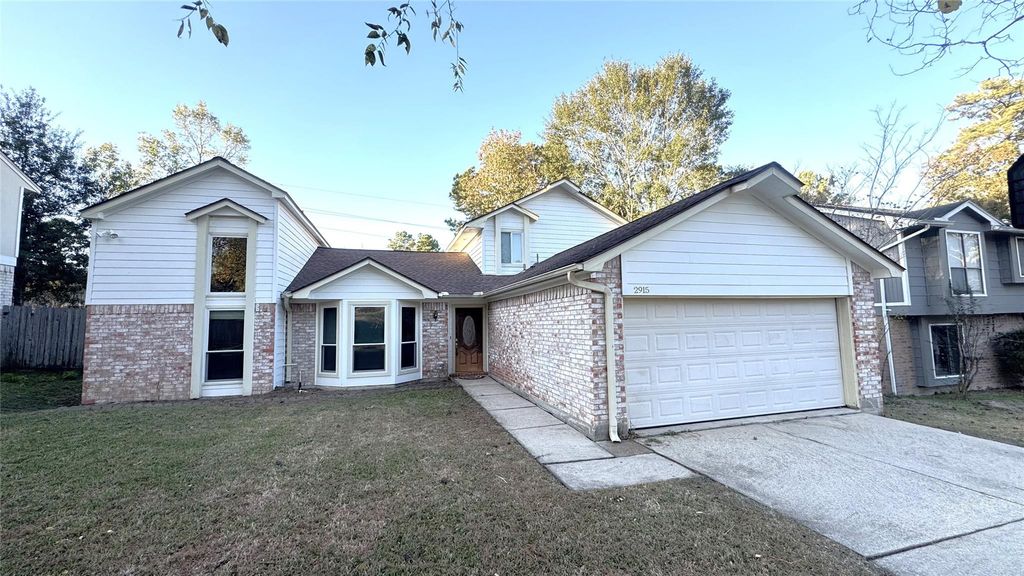 2915 Whispering Springs Drive, Spring, TX 77373