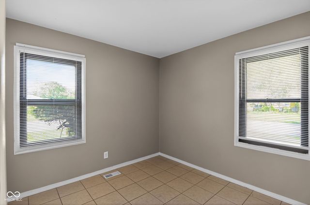 4328 N Kenmore Road, Indianapolis, IN 46226
