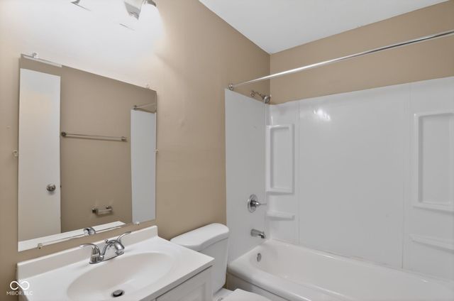 4328 N Kenmore Road, Indianapolis, IN 46226