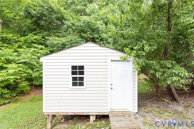 3012 Rolling Hill Dr, Prince George, VA 23860