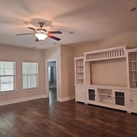 440 Shaftsbury Ln., Conway, SC 29526