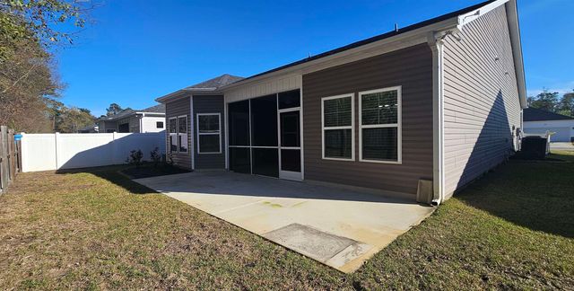 440 Shaftsbury Ln., Conway, SC 29526