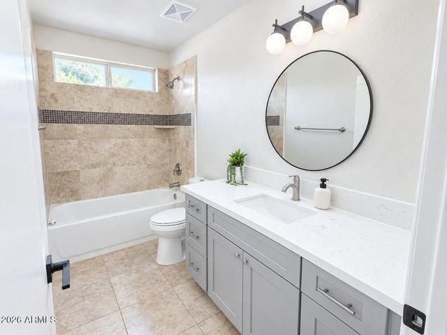 1347 E MURIEL Drive, Phoenix, AZ 85022