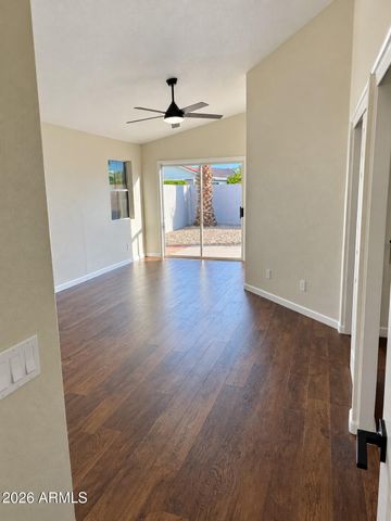 1347 E MURIEL Drive, Phoenix, AZ 85022