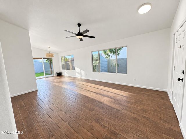 1347 E MURIEL Drive, Phoenix, AZ 85022