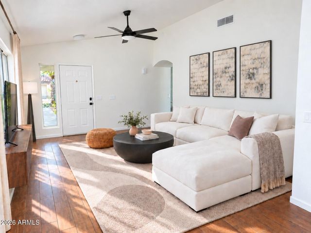 1347 E MURIEL Drive, Phoenix, AZ 85022