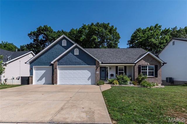 1823 Iron Mountain Dr Drive, Festus, MO 63028