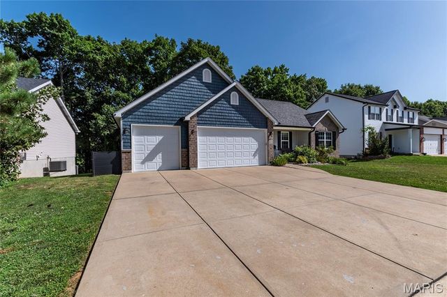 1823 Iron Mountain Dr Drive, Festus, MO 63028