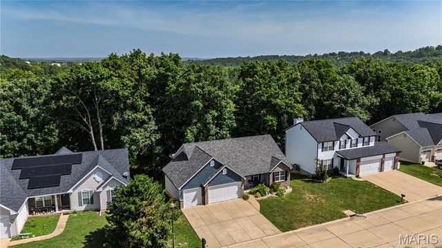 1823 Iron Mountain Dr Drive, Festus, MO 63028
