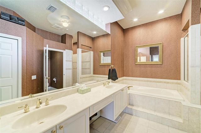 8778 49TH TERRACE E, Bradenton, FL 34211