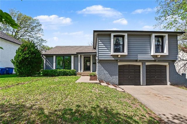 10602 W 102nd Terrace, Overland Park, KS 66214