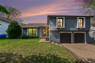 10602 W 102nd Terrace, Overland Park, KS 66214